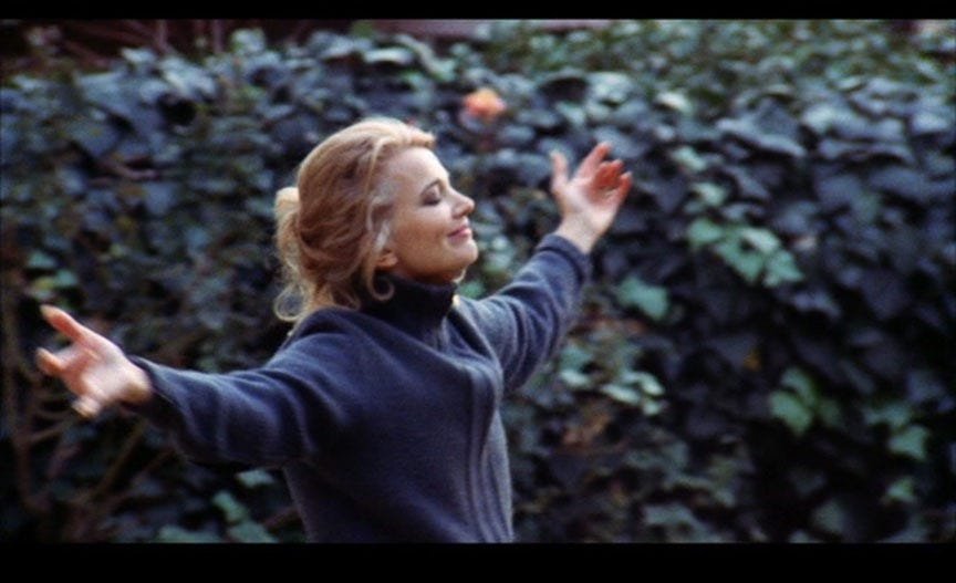 FrameLore's tweet photo. One of the most raw and uncomfortable performances you’ll ever see

Gena Rowlands is incredible in A Woman Under the Influence . Cassavetes makes you feel like you’re right there with this family ، watching everything fall apart in real time

#AWomanUnderTheInfluence https://t.co/S0pdWrCjJX