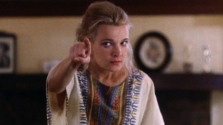 FrameLore's tweet photo. One of the most raw and uncomfortable performances you’ll ever see

Gena Rowlands is incredible in A Woman Under the Influence . Cassavetes makes you feel like you’re right there with this family ، watching everything fall apart in real time

#AWomanUnderTheInfluence https://t.co/S0pdWrCjJX