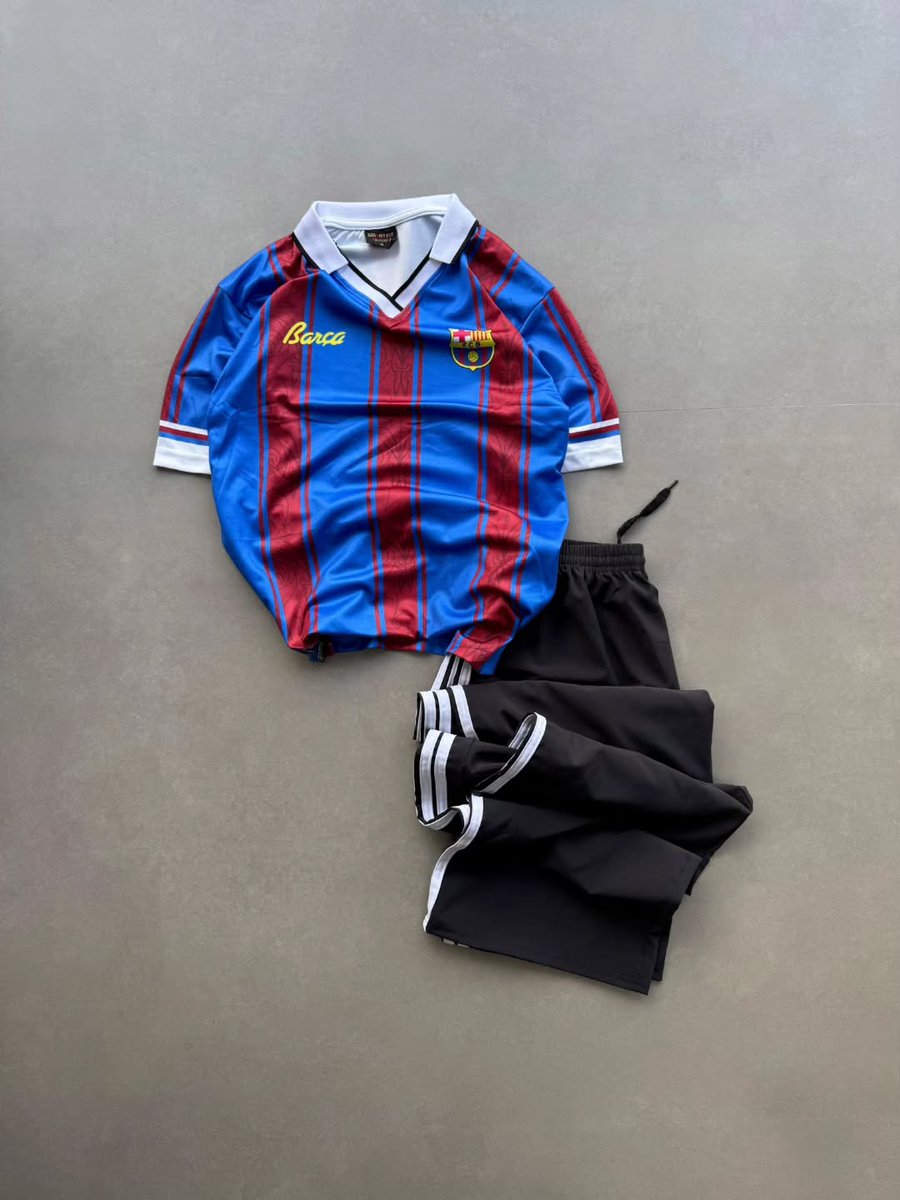 Eli40591837's tweet photo. Comment “LINK” for football jerseys. Old money outfits link in bio. https://t.co/xBS4JDkGZZ