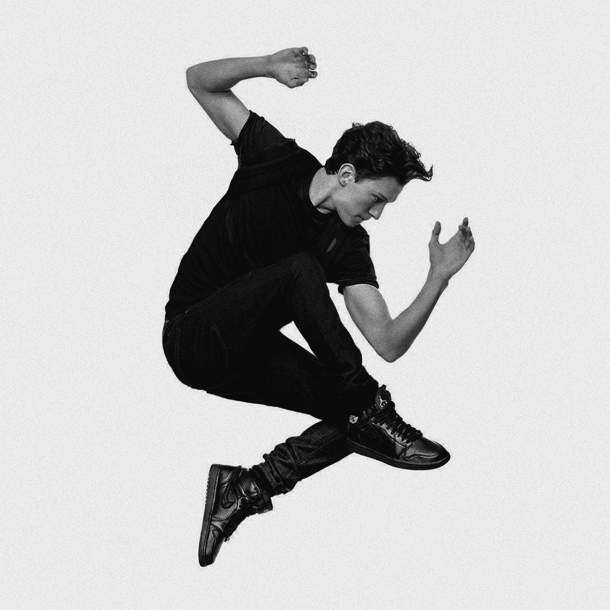 thollandrchives's tweet photo. The Fred Astaire biopic will be produced and distributed by Sony Pictures.

It entered pre-production in July 2026 and it’s set to begin filming in January 2027.

In addition to starring in the film, Tom Holland is also a producer via his production company, Billy17. https://t.co/oRAQWDhyrj