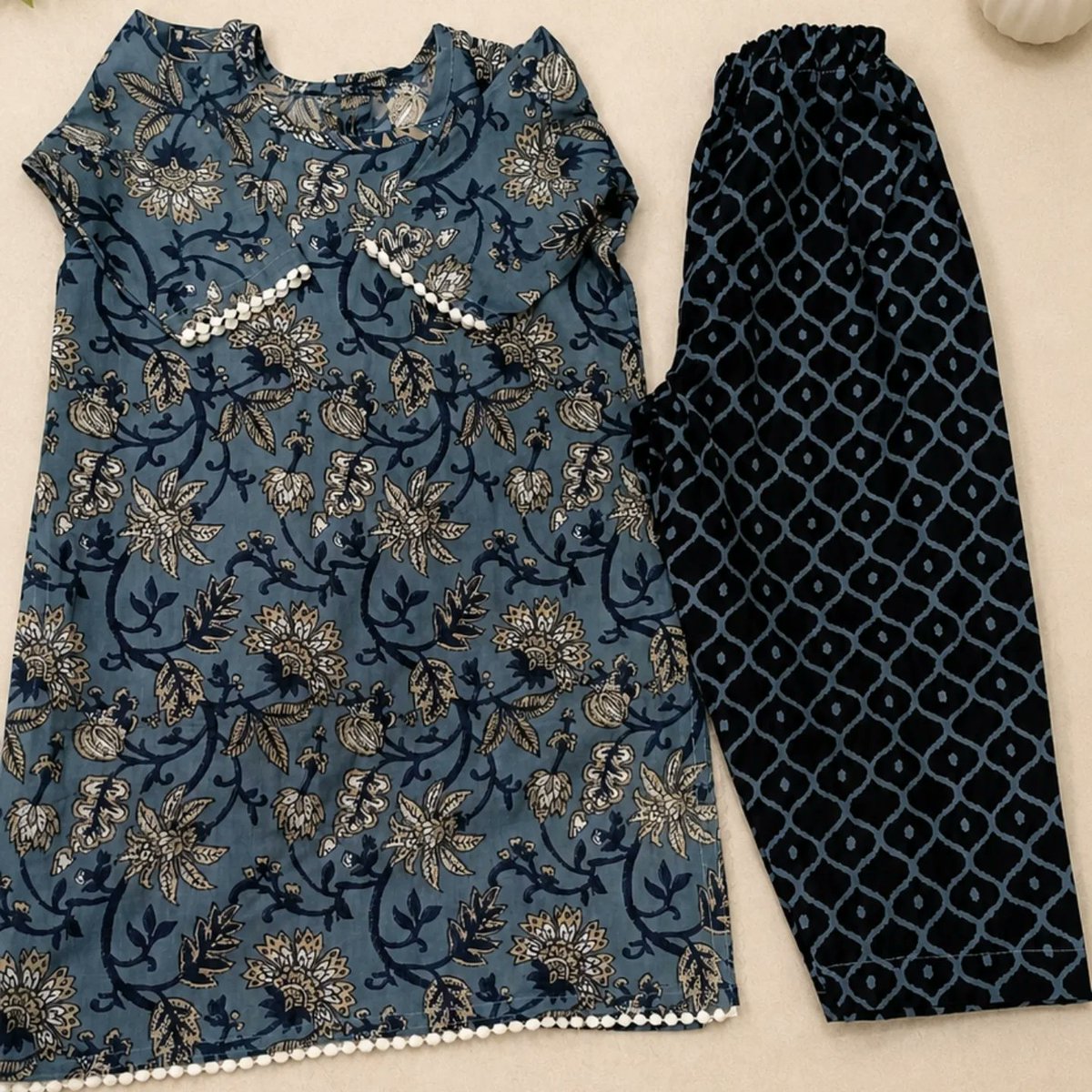 Marchtin85's tweet photo. Tiny Trendz presents customised kurta pajama sets for your little princess. Soft cotton, comfortable and stylish. Available for ages 2–5 years, made with love and customised to your choice. DM to order. https://t.co/vqNz9R6pqe