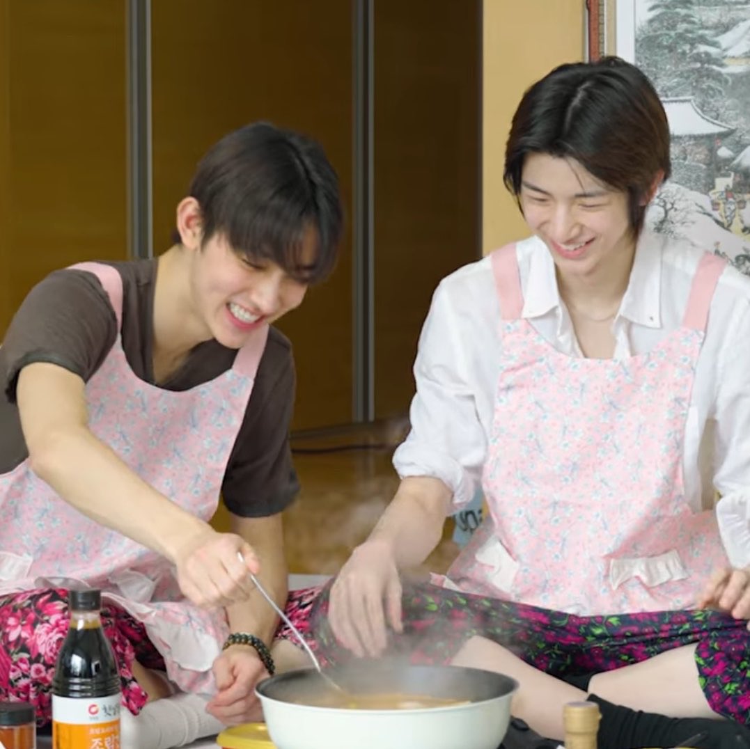 eyanngantuk's tweet photo. oh bener, pas ketemu bikin seblak bareng https://t.co/SZ8wNenu5U