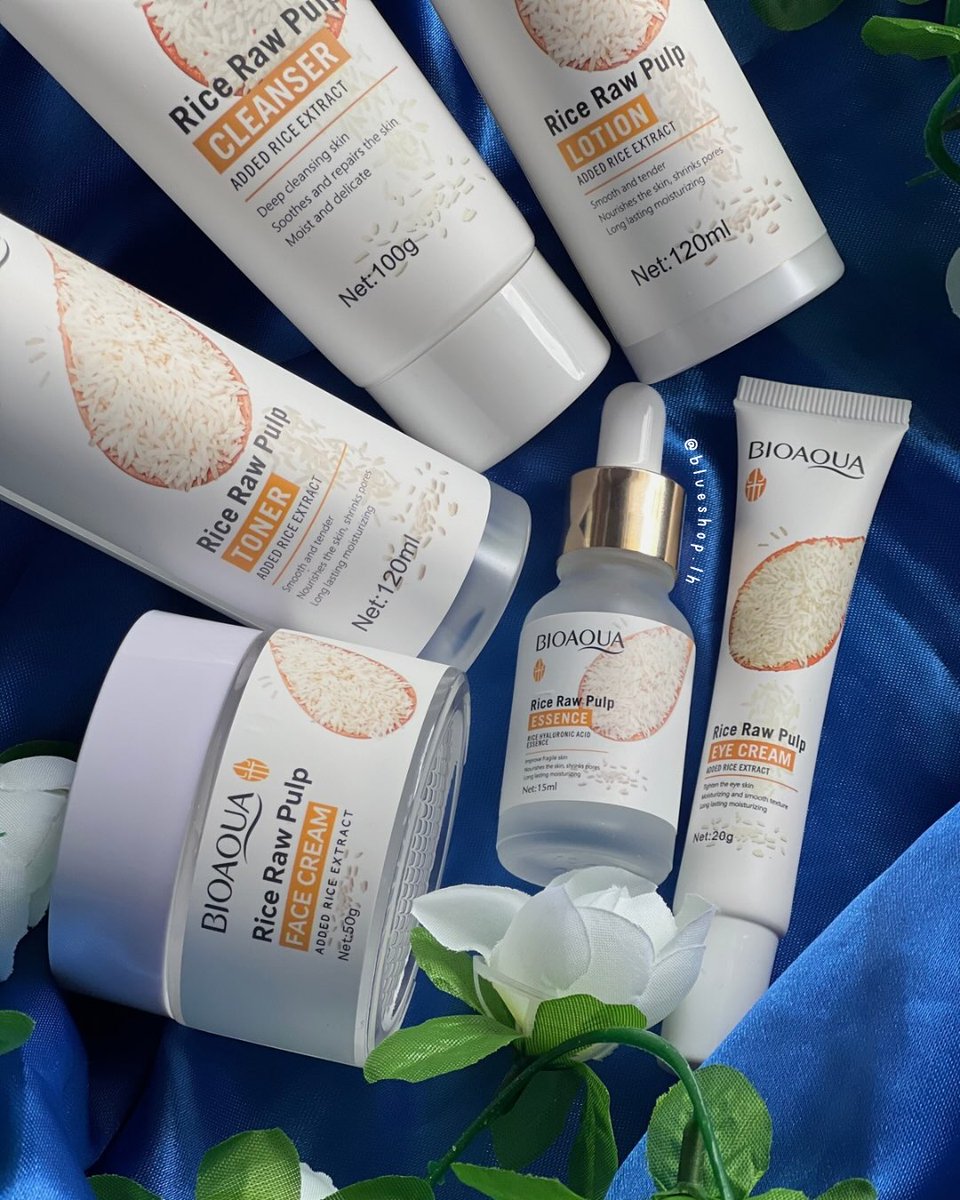 llLuckasll's tweet photo. Kit Facial de Arroz BIOAQUA: ilumina, hidrata y suaviza tu piel para un rostro radiante y saludable. Incluye limpiador, tónico, loción, sérum, crema de ojos y crema hidratante. Precio del kit: L. 500 https://t.co/rqooUXM7Cx