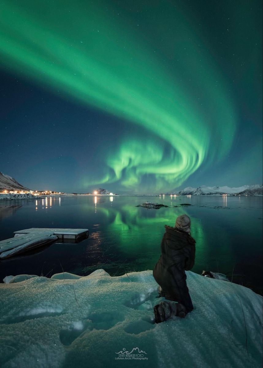 greenvibe's tweet photo. Northern lights https://t.co/82MRRHE5I0