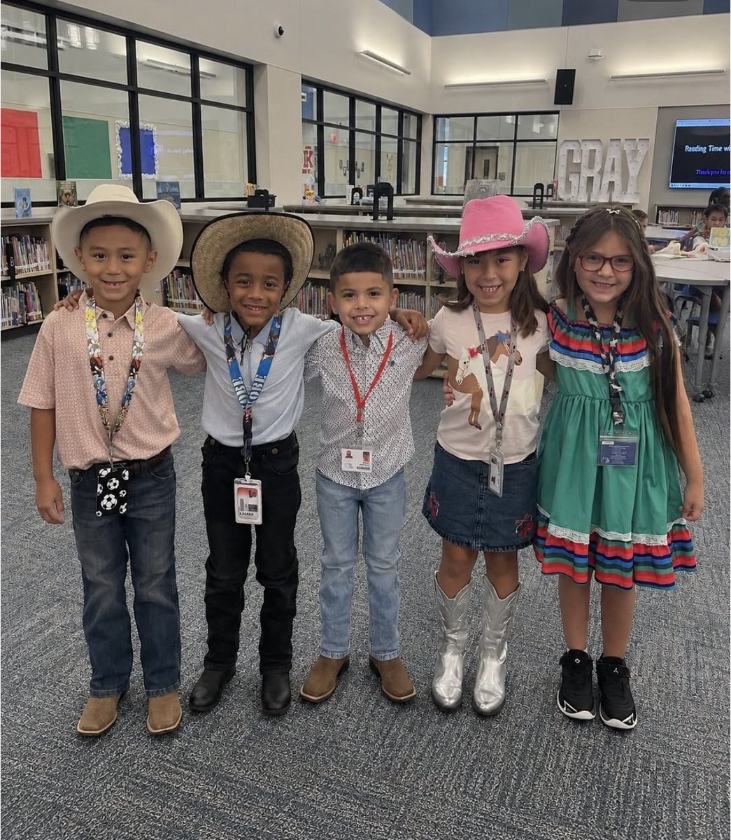 LamarCISD's tweet photo. It wouldn’t be Fort Bend County Fair Day without a little Western flair! 🤠
Our #LamarCISD campuses got into the spirit with cowboy hats, boots and their best Western looks.
Wishing our families a fun, safe and relaxing long weekend! 🎡
#FortBendCountyFair #ChangingTheGAME https://t.co/UloQQiaKG6