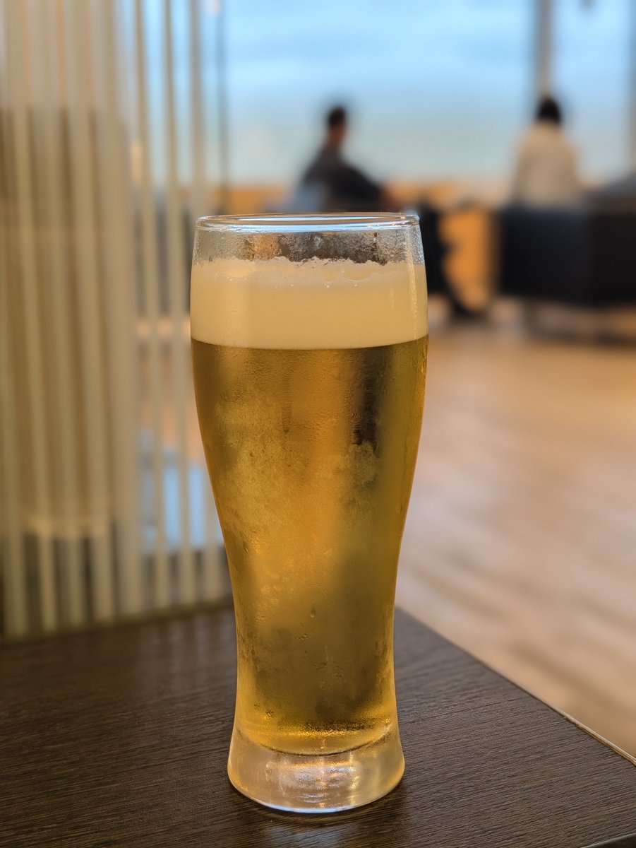 naooooooo20's tweet photo. 迎え酒でSFC修行。沖縄二郎が土日昼のみだったのは誤算 https://t.co/aNe4JN7UJ1