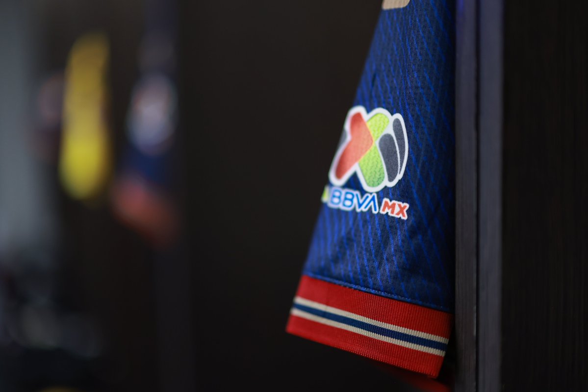 Atlante's tweet photo. El jersey más hermoso del futbol mexicano está listo. ¡Siempre Azulgrana! 🔵 🔴

#LesGusteONoLesGuste 
#LesPrometimosVolver https://t.co/M0KGsygcv6