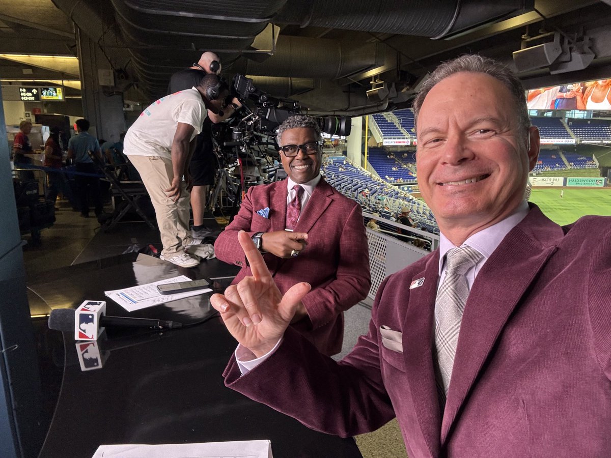 CraigMish's tweet photo. Closing weekend here at @loanDepotpark ! Game 1 preview against the Braves with me and @RodAllen12 next on https://t.co/6NlaQF02T8 #fightinfish https://t.co/sZL2IpKPgk