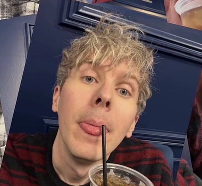 philmlover's tweet photo. i have only inappropriate things to say https://t.co/Z0Cmqp8uEA