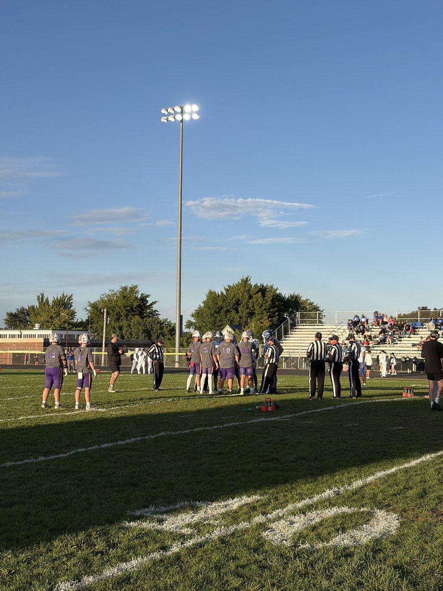 BenAxelrod3's tweet photo. Conference play starts this week in the FAC and im in Greenfield as McClain is set to host Chillicothe tonight. The Cavaliers look to stay undefeated while the Tigers look to improve to 5-1. Stay tuned to my thread for live game updates.
#BringGlory @gridironglory https://t.co/TnRygeyrXe