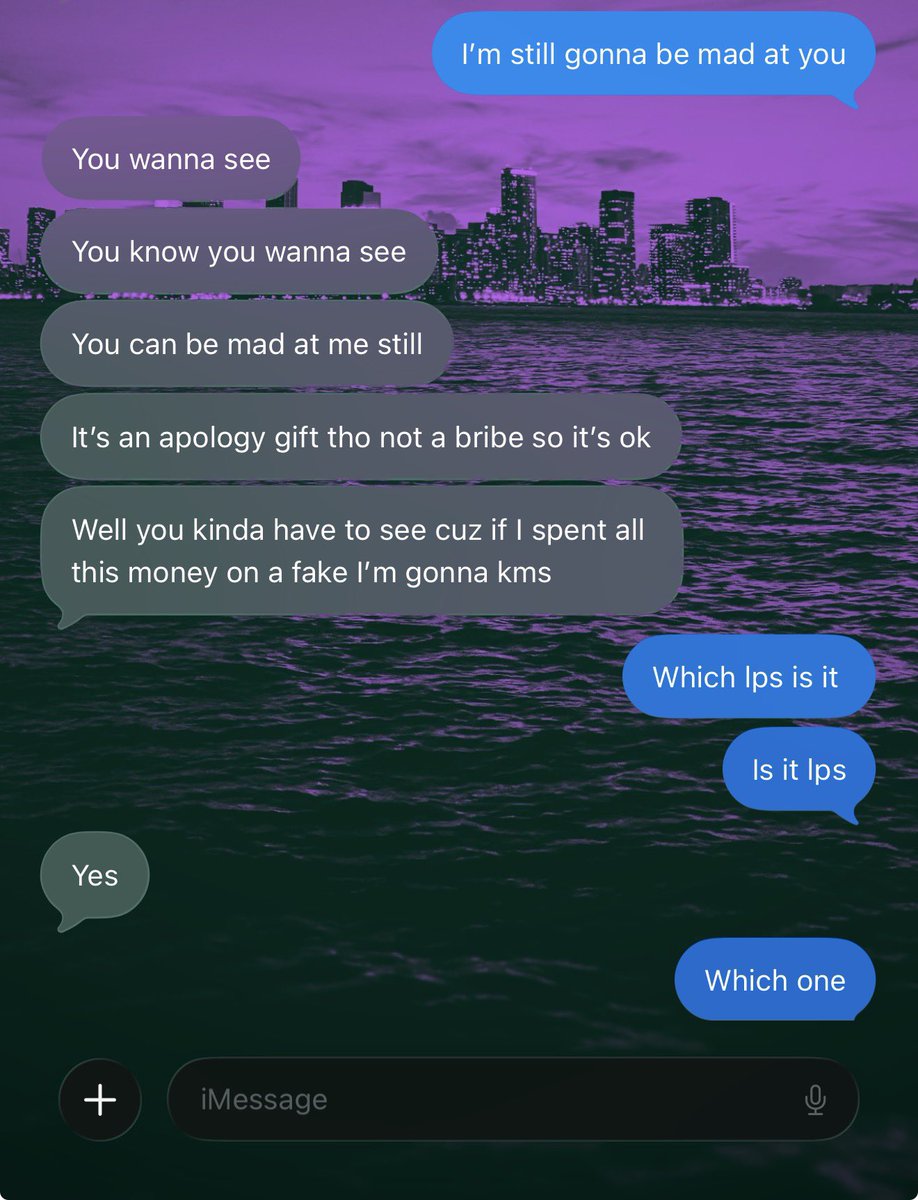 sarughhlps's tweet photo. Argued with my bf and he randomly drops this on me???  IM SCREAMING AND THROWING UP MY DREAMIE 🥹🥹🥹🥹 https://t.co/gt6K4r5Tl6