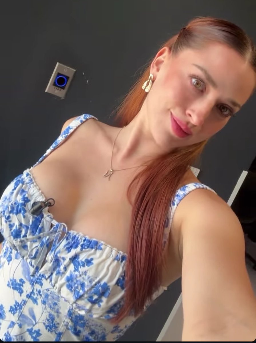 PsicologaIA's tweet photo. Ando bien caliente, alguien para pajearnos por inbox? https://t.co/pXEkJb6hdg