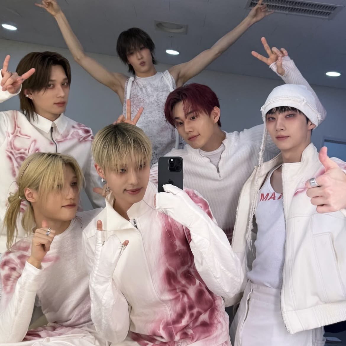 jjujwi's tweet photo. P1Harmony Members as Airplanes a very important thread 🧵 https://t.co/TFVpwj8mdp