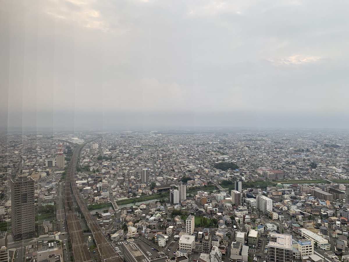 Michi_Edakawa's tweet photo. おはようございます。
先ほど起床出来ました。
この景色に癒されながら
準備して向かいます。 https://t.co/Rmo1XgB6M7