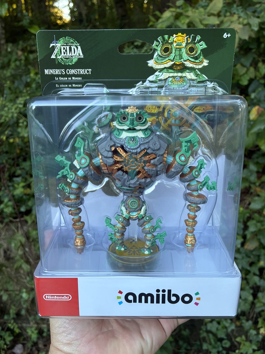 NotAdamDavis's tweet photo. Something came in the mail today! #TheLegendofZelda #Amiibo https://t.co/MNz8ug4mRl
