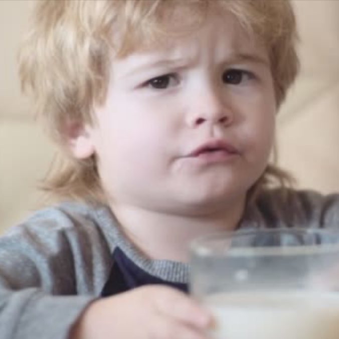 LITTLEF0XW0RTH_'s tweet photo. *Olivwr watches as he was surprised to see the bear turn human just like him! Oliver smiles happily and thanks Huckle politely once he pours the little boy a cup of milk.*

“Gosh, thank you Huckle! 😊 I didn’t know you can turn human too!” https://t.co/YgGhEGXJBv