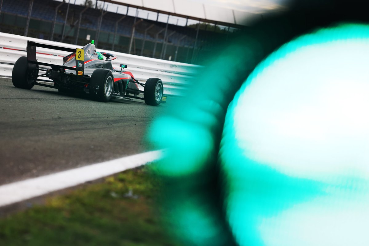 JHRdevelopments's tweet photo. Silverstone, we’re underway!

The opening day of the penultimate British F4 weekend is in the books, with Cameron, Lewis, Haarni and Timo all completing two practice sessions around the National Circuit.

Now we turn our focus to qualifying.

#JHR #BritishF4 https://t.co/yvl9GH6NAl