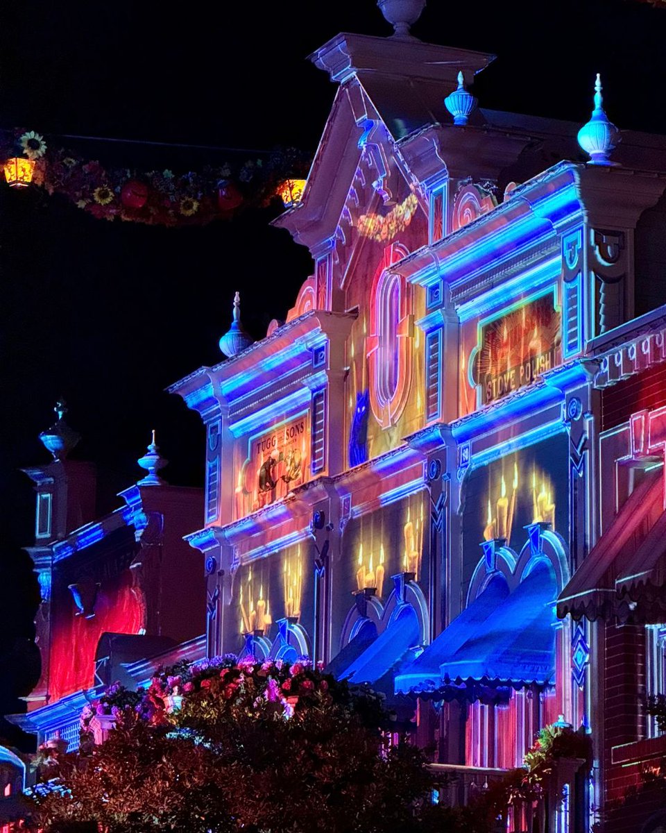 DisneylandParis tweet picture
