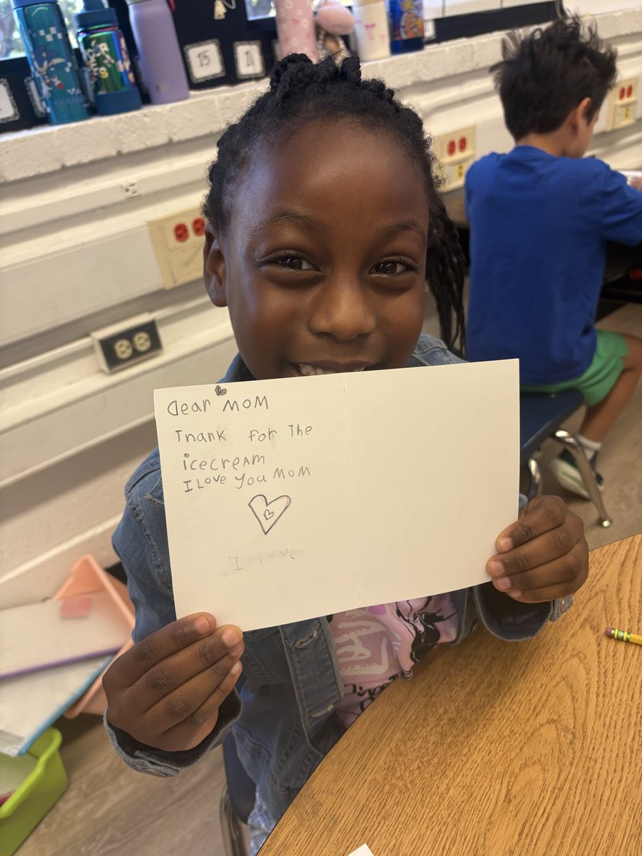 ms_kretschman's tweet photo. I LOVED watching my first graders take initiative this morning! They decided they wanted to write handwritten thank you cards to their parents! I’m so lucky to have these kind kiddos this year🤭 https://t.co/NNLH1goxD7