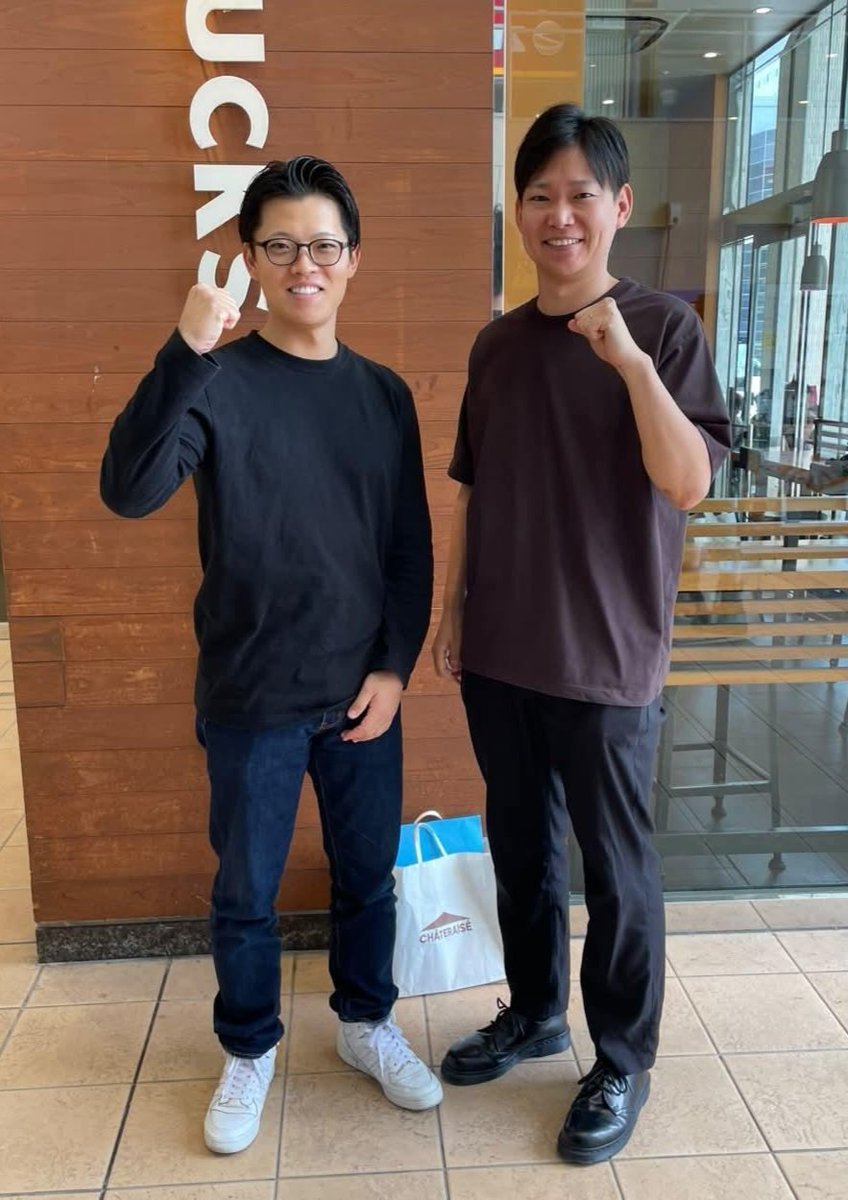 takumisaito_3's tweet photo. 多文化共生条例（案）へのパブリックコメント周知活動をされている方にお会いし、意見交換を行ってきました。
「もっとみんなに知ってほしい」「声を届けてほしい」-その一心で行動されている、熱意あふれる方でした！
私も自身の活動を通じて、しっかりお伝えしていきます。

パブリックコメントの締め切りは 10月7日(水) です。
ぜひ皆さまの声を県へ届けてください。
一人ひとりが身近な方へ広げ、政治に参加していくきっかけになれば幸いです。