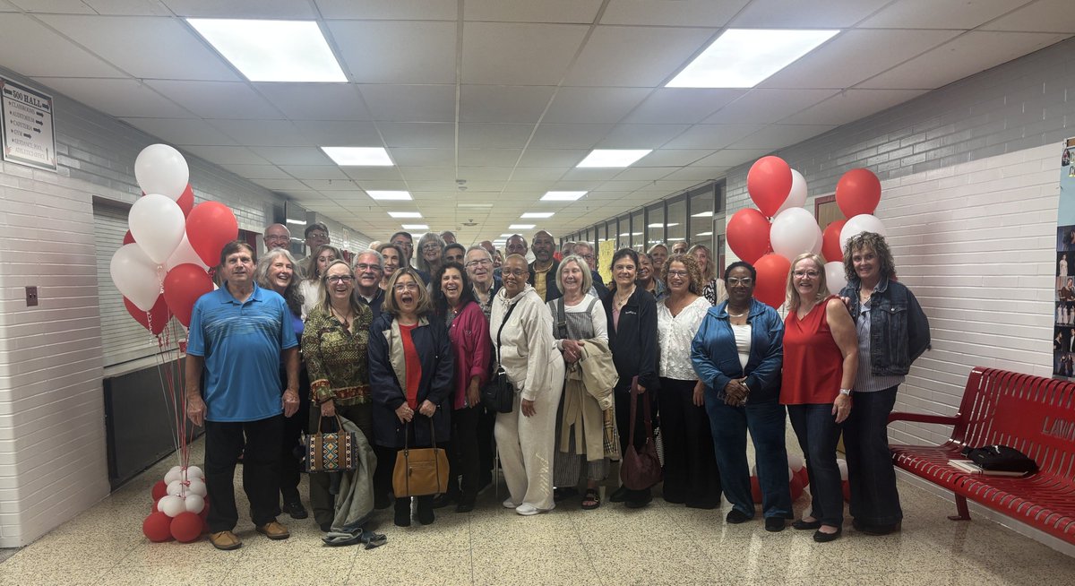 dadamltps's tweet photo. Just gave a school tour to our @CardinalsLHS class of 1976 - 50th Reunion crew!! Thanks for joining me on a trip down LHS memory lane. We hope you have an awesome Reunion weekend!! @LTPS1 ##LTPSThisIsUs https://t.co/qfuKkjMPjq