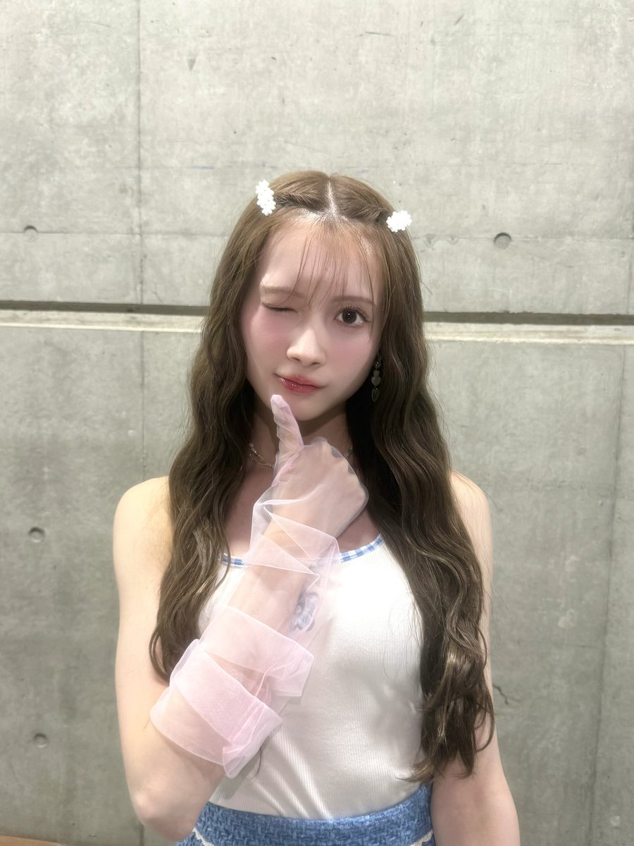miyuu_mizushima's tweet photo. 本日から2日間
𝐀𝐊𝐁𝟒𝟖 𝐓𝐇𝐑𝐄𝐄 𝐂𝐎𝐍𝐂𝐄𝐏𝐓𝐒 𝐋𝐈𝐕𝐄
よろしくお願いします🎤✨

ステージのどこにいても全力でパフォーマンスし
皆さんに笑顔を届けます！！

AKB48の勢いをぜひ感じてください❤️‍🔥

配信はこちらから⤵️
https://t.co/bgJLvBmDkO

#AKB48
#AKBサンコンコン
#AKBが好きish https://t.co/imWD3NWgwA