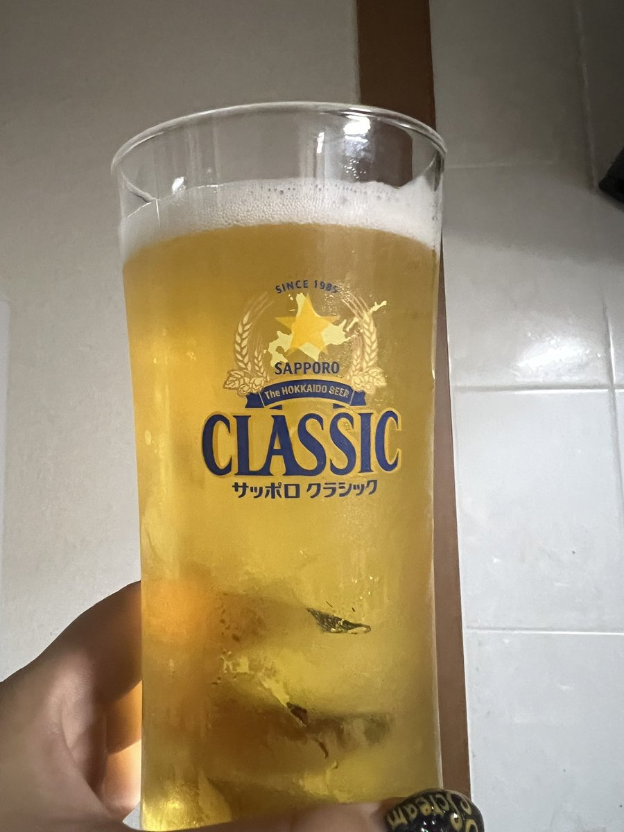 channau29's tweet photo. 夜勤明けの一杯🍺(中身は黒ラベル) https://t.co/VXNws4l0nV