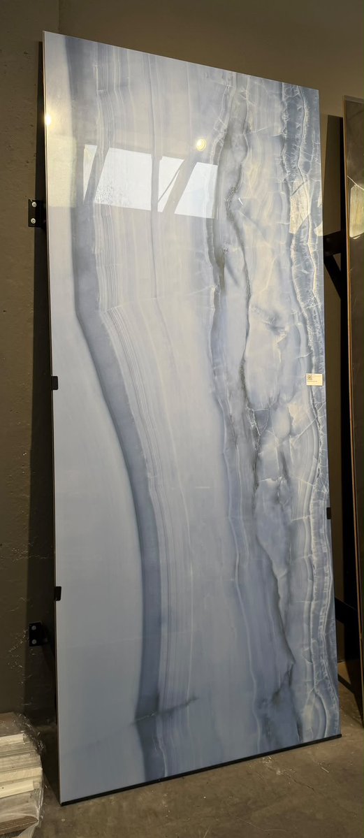 lineabaor's tweet photo. 120x280 NAUTILUS LAPPATO
LA FABBRICA AVA  
1 choice, 6 mm, rectified, polished 
Made in Italy 🇮🇹
Pro informaci +420 775 250 962 https://t.co/QnjlbY5fWt