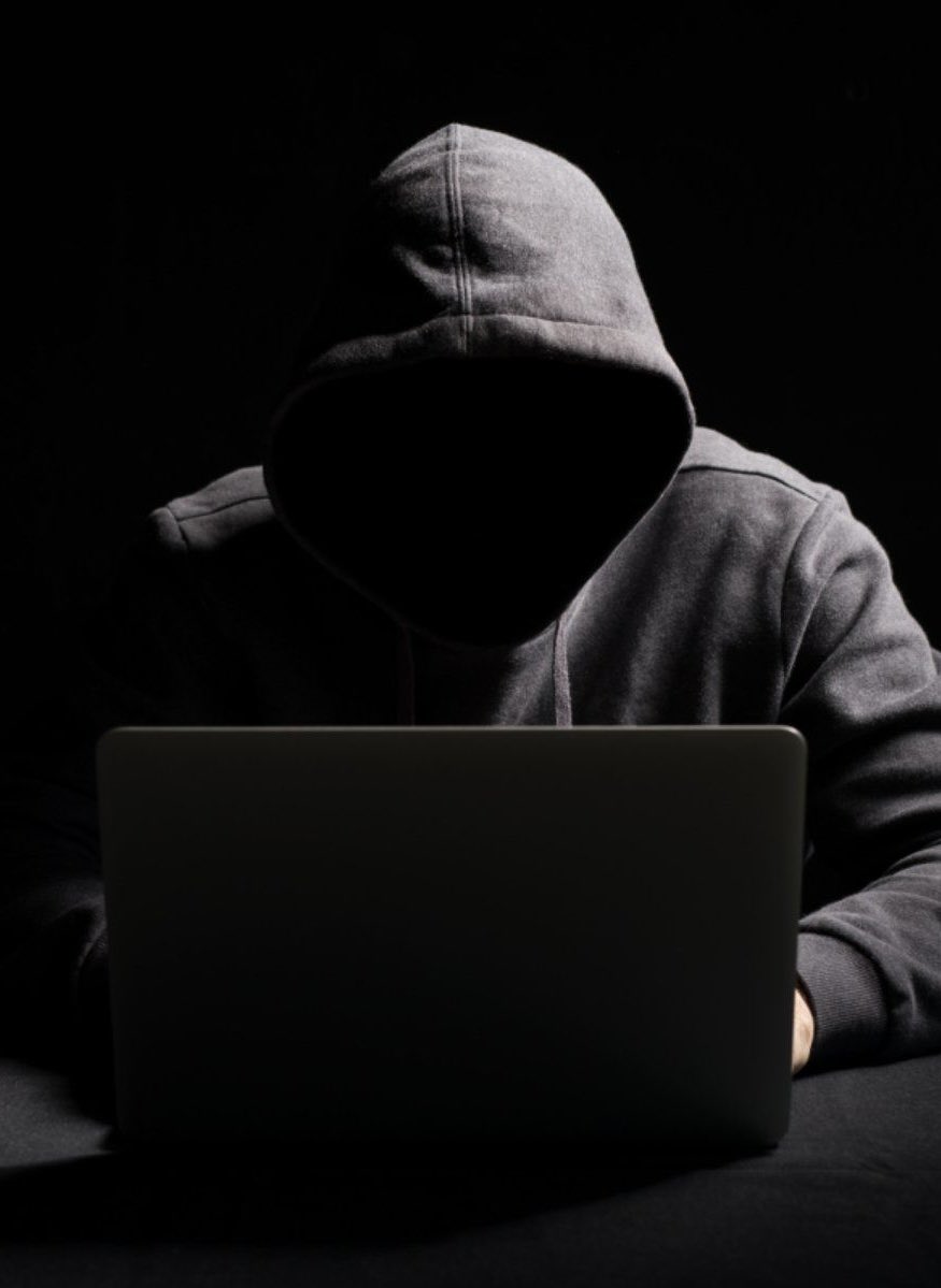 MrketInsider's tweet photo. JUST IN: 0xQUIT SAVED $5.7M WORTH OF NFTS FROM A HACK

HE IS NOW RETURNING THEM TO THEIR RIGHTFUL OWNERS https://t.co/LYWmRwcAqP