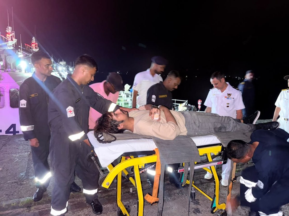 AN_Command's tweet photo. Maritime Medical Evacuation | Rough Seas, Swift Response

On receipt of information from #MRCC #SriVijayaPuram, #CGRHQ(A&N), under the aegis of #ANC, swiftly coordinated a challenging night-time #MedicalEvacuation during the intervening night of 24–25 Sep 26, involving a 32-year-old #Myanmar national onboard a merchant vessel off #CampbellBay, who sustained severe hand injuries following an accident onboard.

Despite rough seas and darkness, an Indian Coast Guard ship safely reached the merchant vessel, embarked the injured crew member and brought him to #CampbellBay Harbour. The casualty was subsequently handed over to the local agent and shifted to the Primary Health Centre, Campbell Bay, for further medical care.

The swift and coordinated response reaffirmed #ANC’s commitment to #MaritimeSafety and #SavingLivesAtSea.

#MEDEVAC #ANC #IndianCoastGuard 
#HADR #HumanitarianAssistance