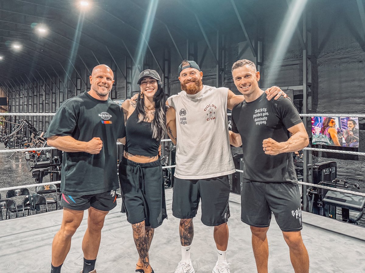 DamianSlater's tweet photo. Final day being part of the coaching team at SPYDA x BodyBiz Camp in Tampa and @JohnCena dropped in for a surprise visit!

Unforgettable experience learning from the greatest minds in the game. https://t.co/hpMSkoIS6O