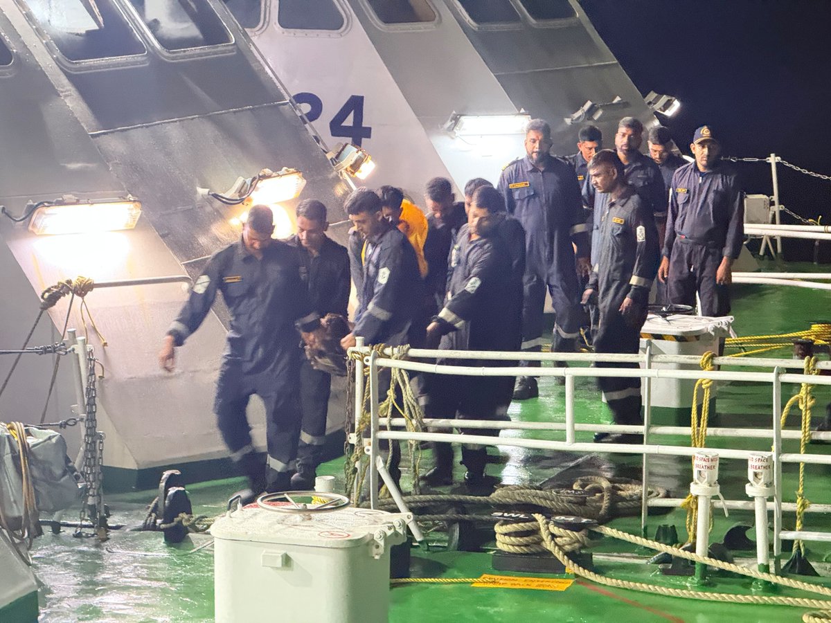 AN_Command's tweet photo. Maritime Medical Evacuation | Rough Seas, Swift Response

On receipt of information from #MRCC #SriVijayaPuram, #CGRHQ(A&N), under the aegis of #ANC, swiftly coordinated a challenging night-time #MedicalEvacuation during the intervening night of 24–25 Sep 26, involving a 32-year-old #Myanmar national onboard a merchant vessel off #CampbellBay, who sustained severe hand injuries following an accident onboard.

Despite rough seas and darkness, an Indian Coast Guard ship safely reached the merchant vessel, embarked the injured crew member and brought him to #CampbellBay Harbour. The casualty was subsequently handed over to the local agent and shifted to the Primary Health Centre, Campbell Bay, for further medical care.

The swift and coordinated response reaffirmed #ANC’s commitment to #MaritimeSafety and #SavingLivesAtSea.

#MEDEVAC #ANC #IndianCoastGuard 
#HADR #HumanitarianAssistance