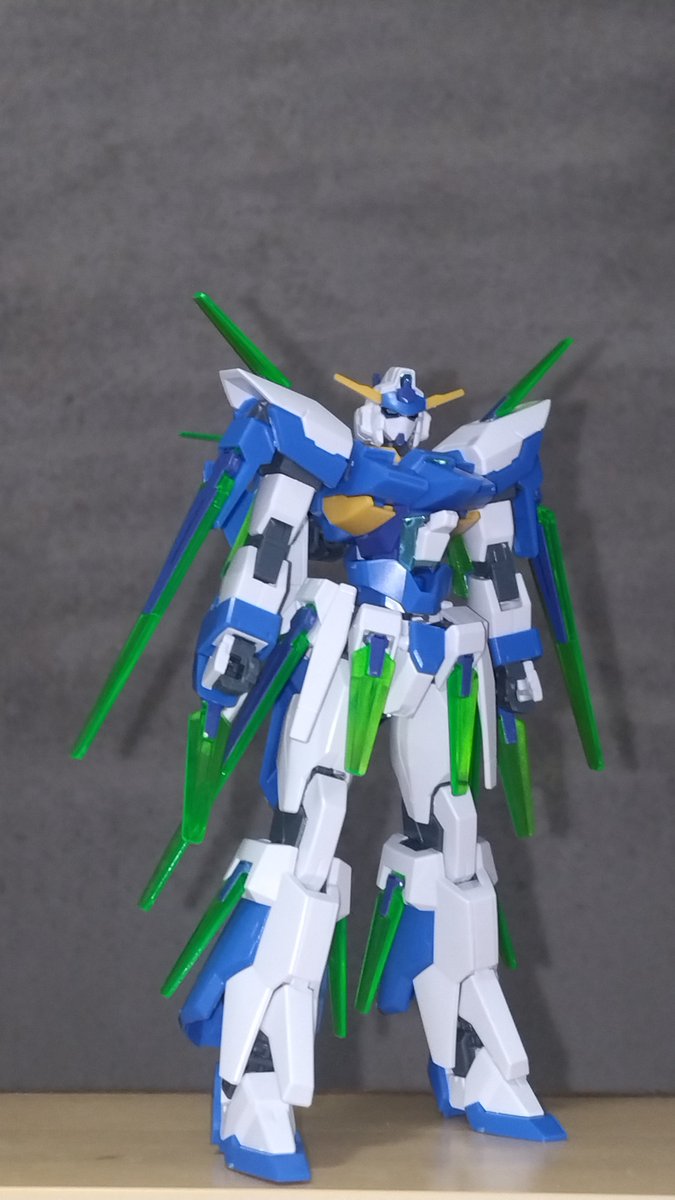 OmaDZabi's tweet photo. #ガンプラは自由だ
#機動戦士ガンダムAGE
ガンダムAGEFX https://t.co/NU61raIoKc