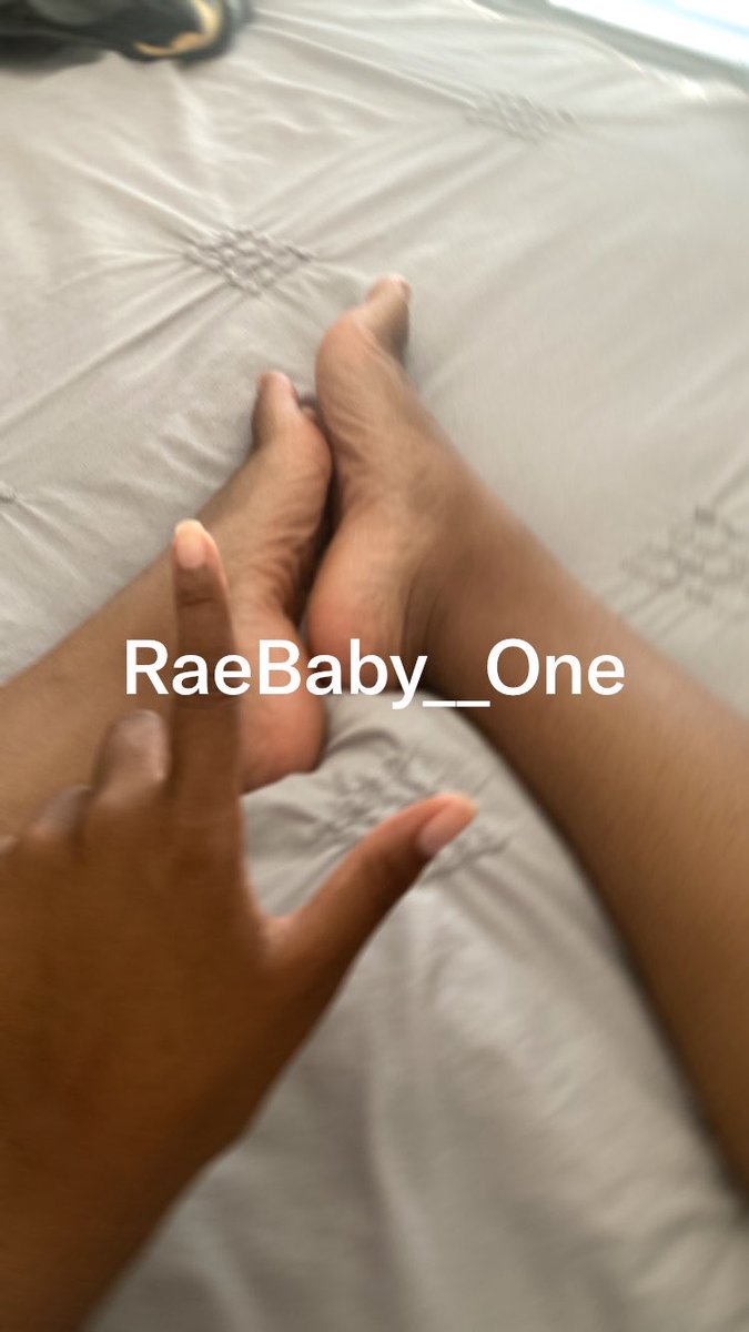 RaeBaby_one's tweet photo. Lil dic losers will always be a slave for my feet!! https://t.co/TbFCqsiaSG