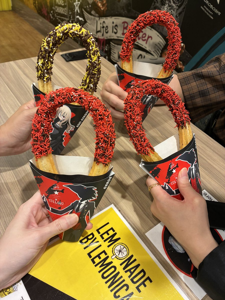 Tetora_free's tweet photo. 推しを喰らいに行ってきたけど比率の関係で謎の逆ハーレム状態にしか見えなくなってしまった図 https://t.co/XVLpikrQOu