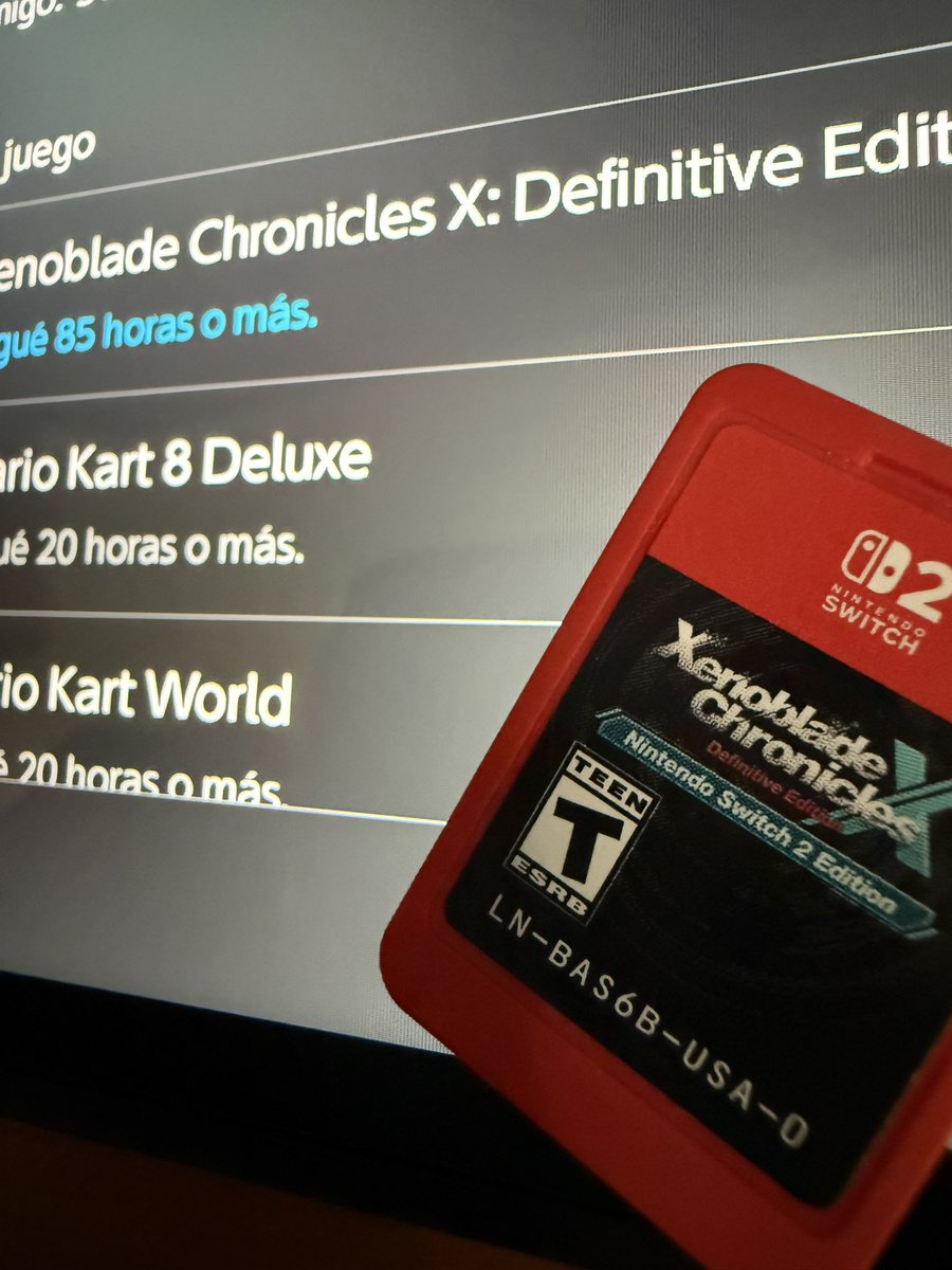 alecker's tweet photo. Después de 85+ horas terminé Xenoblade Chronicles X y que juego tan chingón!! Ya es mi fav! Solo me falta jugar el 2 pero que increíble está X 9/10 Después de desbloquear el skell ya todo es más divertido! https://t.co/Wl0WeLYus0