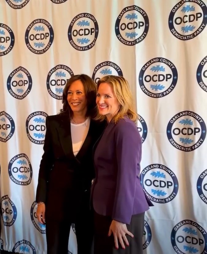 archivekamala's tweet photo. VP Kamala Harris with Jocelyn Benson, Democratic candidate for governor of Michigan. 💙 https://t.co/LpunOBz3X2