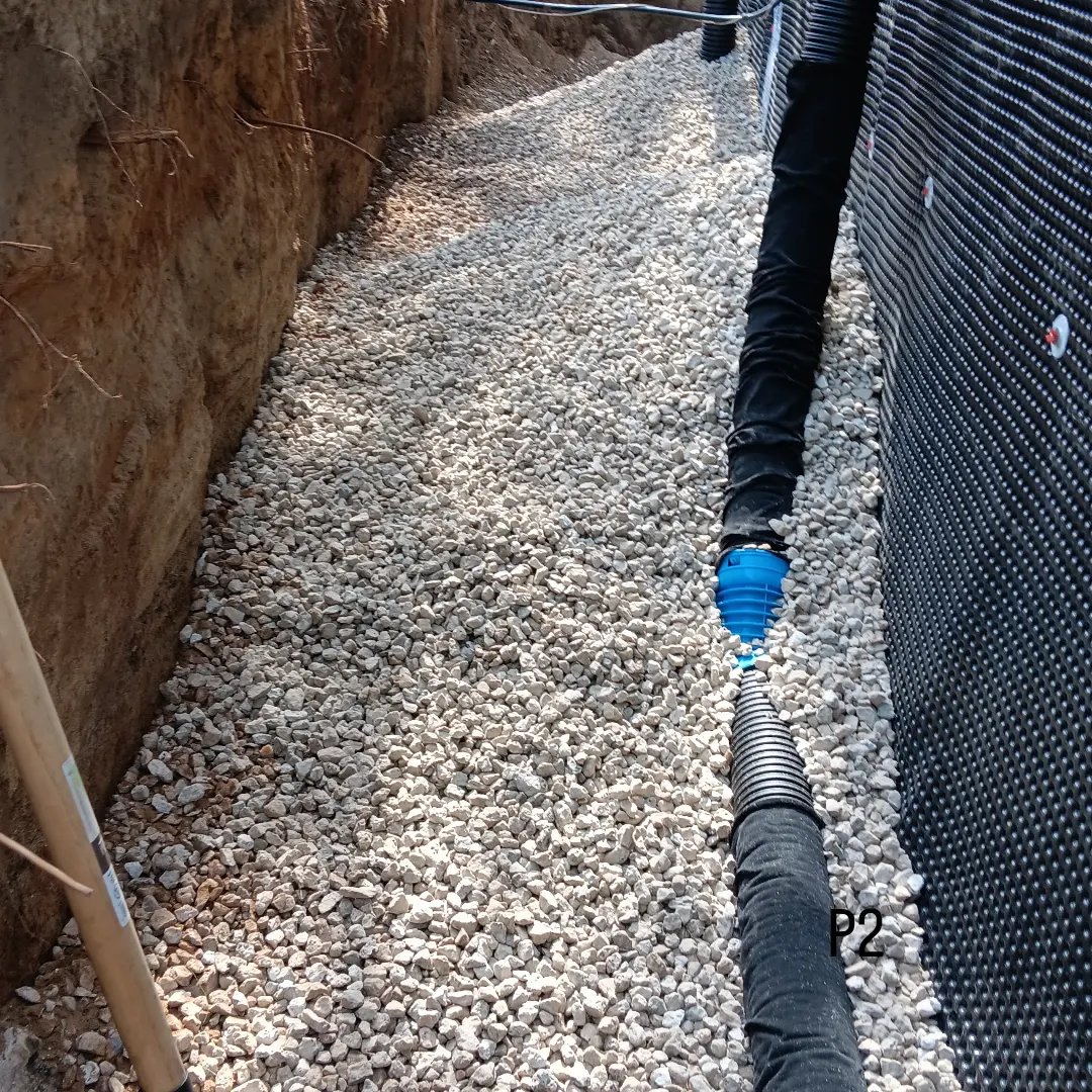 huglunapls's tweet photo. Week 1 of new job done!! #landscaping 
#excavation #outside https://t.co/bt7M5BzSsL