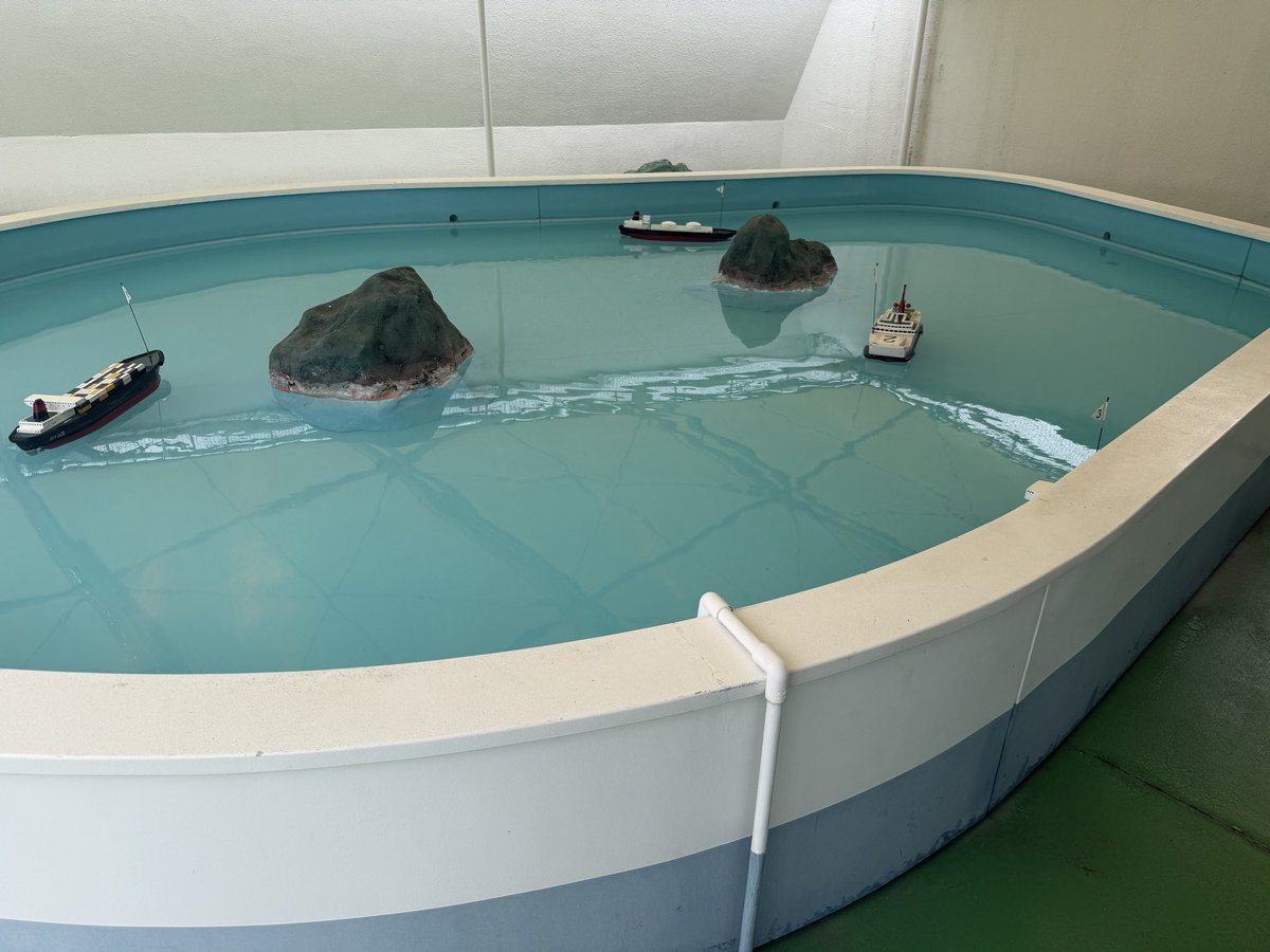 JapanH30's tweet photo. 金刀比羅宮の途中で「海の科学館」を発見。

山の上に海の科学館？？と思いつつ、下山後に少しだけ寄るつもりが……

え、思ったより本格的に見応えあるし展示も有料体験もあって、じっくり見て遊ぶなら1時間以上欲しい。 https://t.co/S8IDyzXtKa
