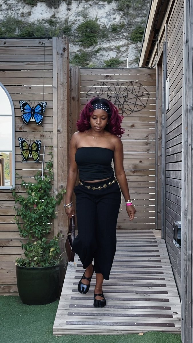 MajeedahBaby's tweet photo. However you wanna frame it 🖼️ 💁🏾‍♀️ https://t.co/95jKyc0TMt