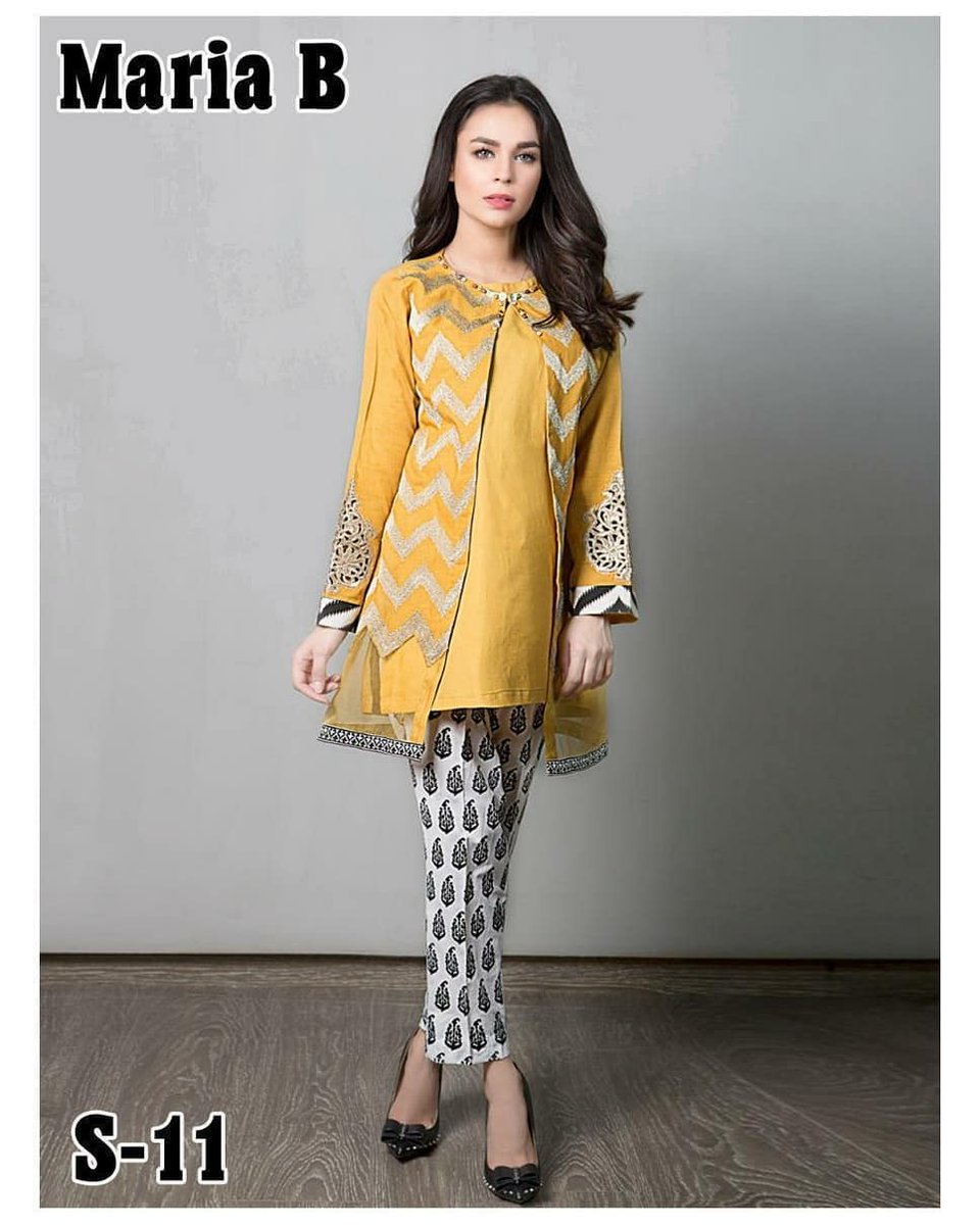 LucasAriel15's tweet photo. Winter 2020 Collection

Repeat alert: Maria B hit code in fine-quality linen embroidery. 2-piece set
Shirt and trouser

Brand code S-11
Heavy front embroidery
Sleeve embroidery
Trouser embroidery
Same as original https://t.co/mzuHAsN5oM