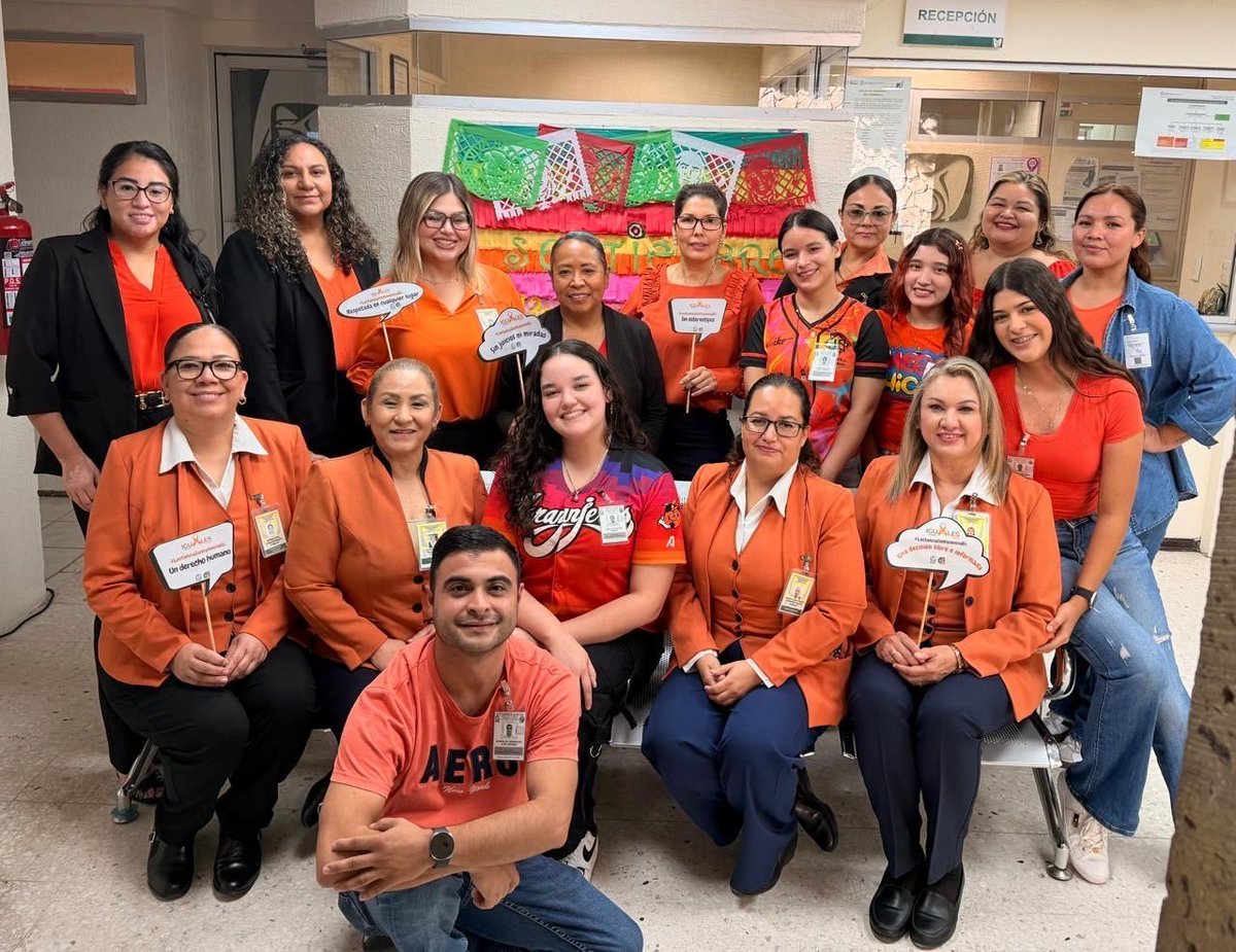 IMSSSONORA's tweet photo. 🧡 #DíaNaranja | 25 de septiembre
En el #IMSSSonora nos unimos para concientizar al personal y a la comunidad: debemos prevenir la violencia contra las mujeres y las niñas, y evitar que se normalice. https://t.co/jUILXd4drE