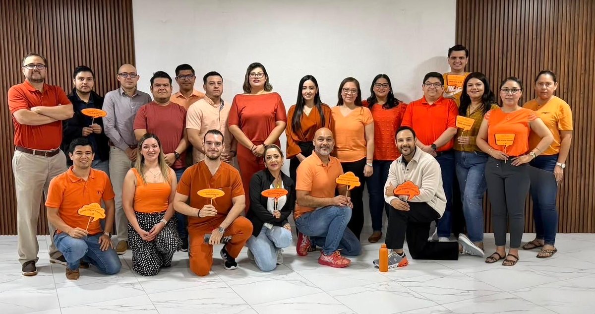 IMSSSONORA's tweet photo. 🧡 #DíaNaranja | 25 de septiembre
En el #IMSSSonora nos unimos para concientizar al personal y a la comunidad: debemos prevenir la violencia contra las mujeres y las niñas, y evitar que se normalice. https://t.co/jUILXd4drE