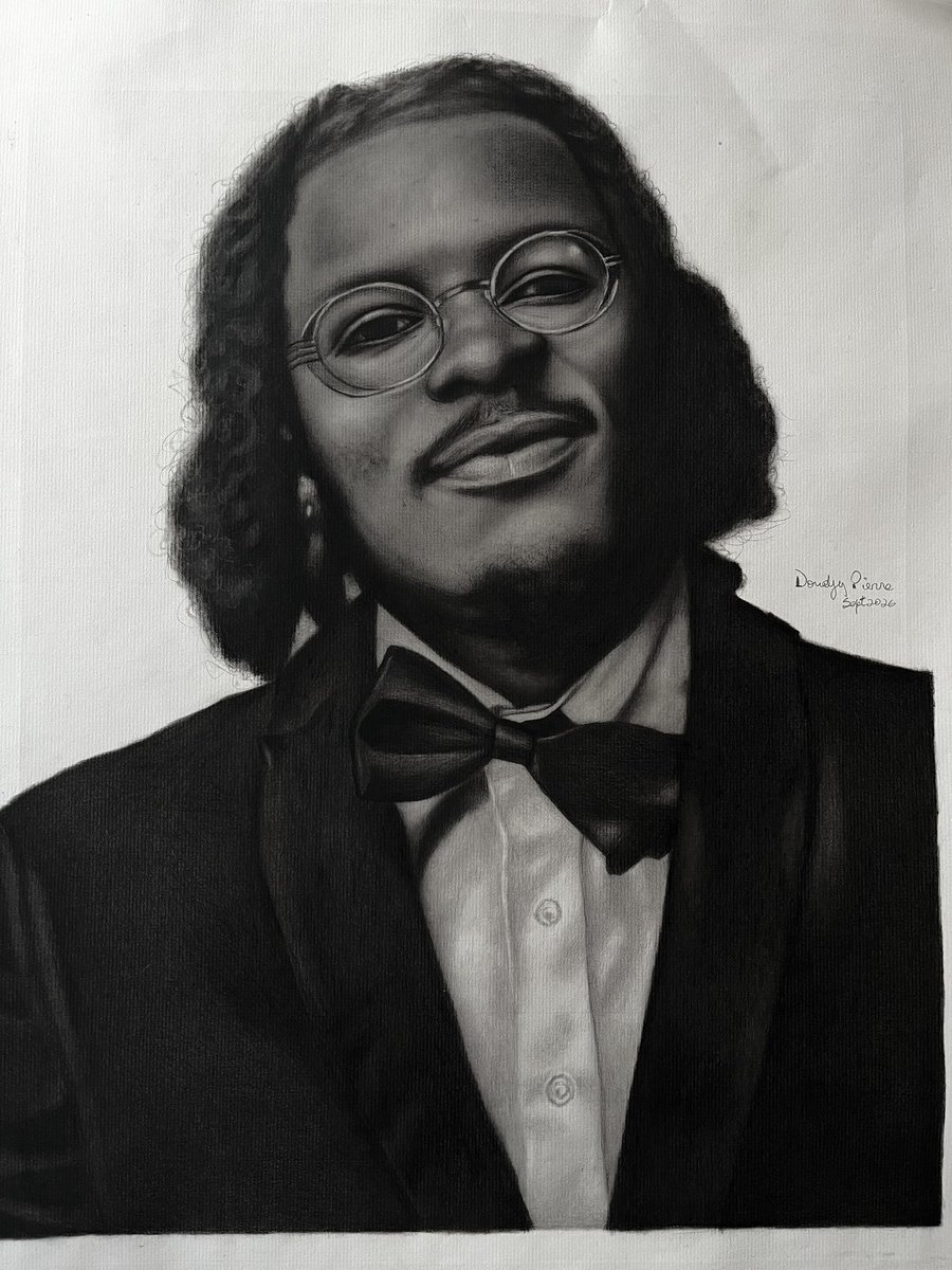 PierreDoudjy's tweet photo. ✍🏾 I draw stories, not just faces.
Charcoal &amp; Pencil | Realism with Soul
📍 Providenciales, TCI | 🌍 Worldwide commissions
👇 DM for your portrait

@tobyanbake @MaxxMaker https://t.co/OzH24P3Hhf
