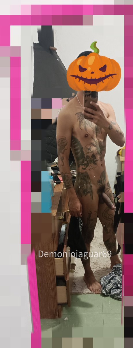 demoniojaguar69's tweet photo. Tiempo sin pasar por acá 
Con o sin calzones?? 👀

Me gustaría ser modelo de ropa interior jajaja https://t.co/iXo4Q18JX9