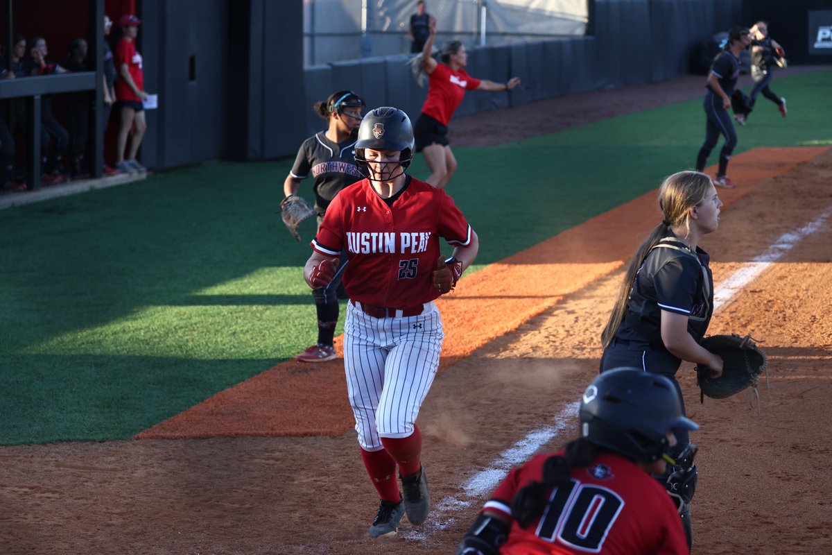 GovsSB's tweet photo. It's up to a 10-3 lead as we head to the bottom of the 8th! 🎩🥎 https://t.co/xTn1btTE9A