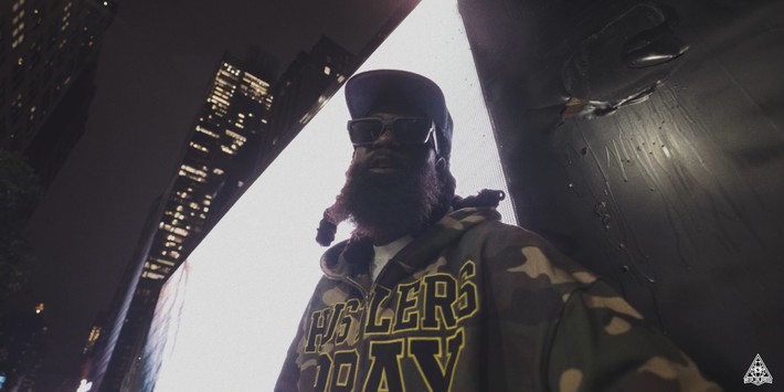 PaperChaserBlog's tweet photo. New Video Alert! Dark Lo &amp; V Don - KEEP CALLIN (@OBHDarkLo @VDonSoundz) https://t.co/orvuq40wEh https://t.co/rAkqx0xyvM