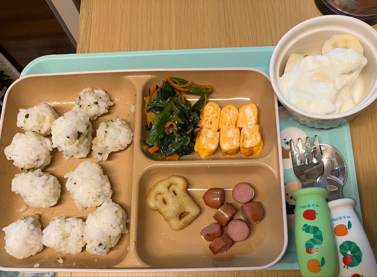 himaricharpy's tweet photo. 朝食、これじゃかわいそうなんかね… https://t.co/vdPtXDUj3n