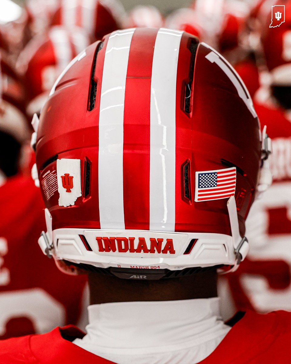 IndianaFootball's tweet photo. For the ⚪️ &amp; 🔴. https://t.co/GchsmfURih