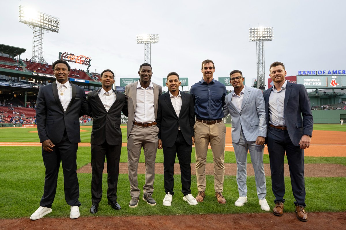 RedSoxPlayerDev's tweet photo. Celebrating our Minor League Award winners at Fenway tonight! https://t.co/C8xnsmrwZF